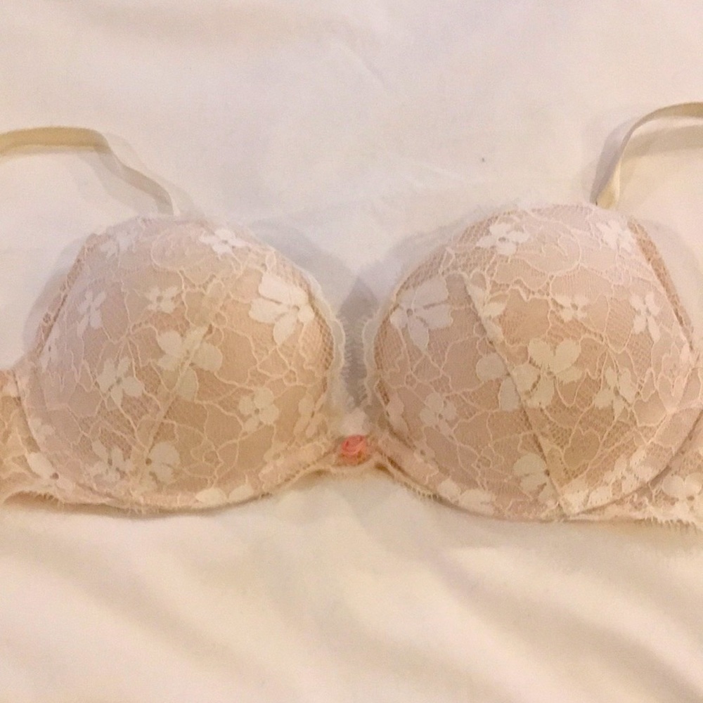 Victoria’s Secret dream angels push up bra 32B